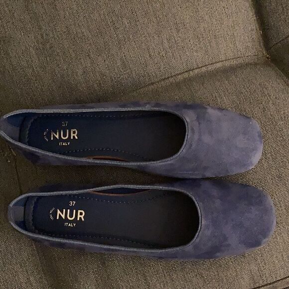 NUR Italy Handmade NEW Giuliano Blue Suede Ballerina Flat. Size 7. - Picture 6 of 8